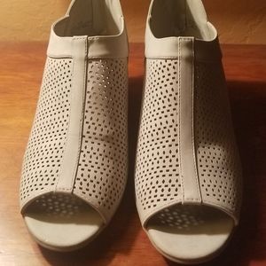 Shoes, womens, 10M